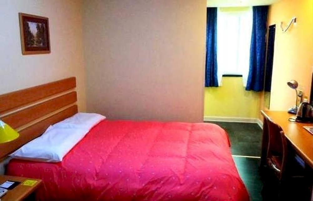 Home Inn Guangzhou Middle Jiefang Road Gongyuanqian Metro Station Bagian luar foto
