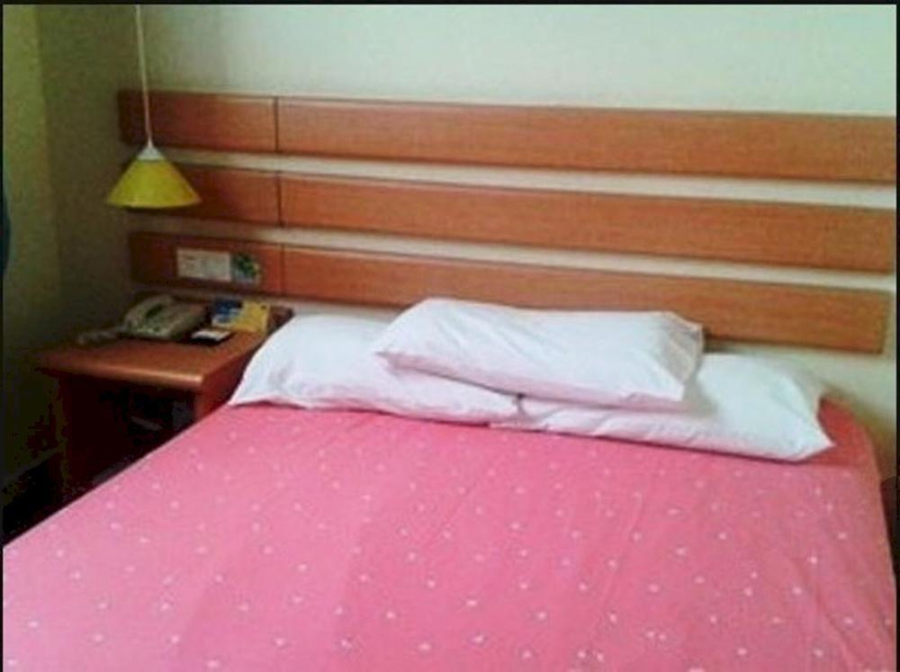 Home Inn Guangzhou Middle Jiefang Road Gongyuanqian Metro Station Bagian luar foto