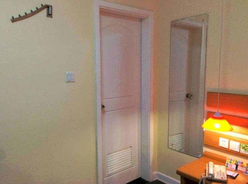 Home Inn Guangzhou Middle Jiefang Road Gongyuanqian Metro Station Bagian luar foto
