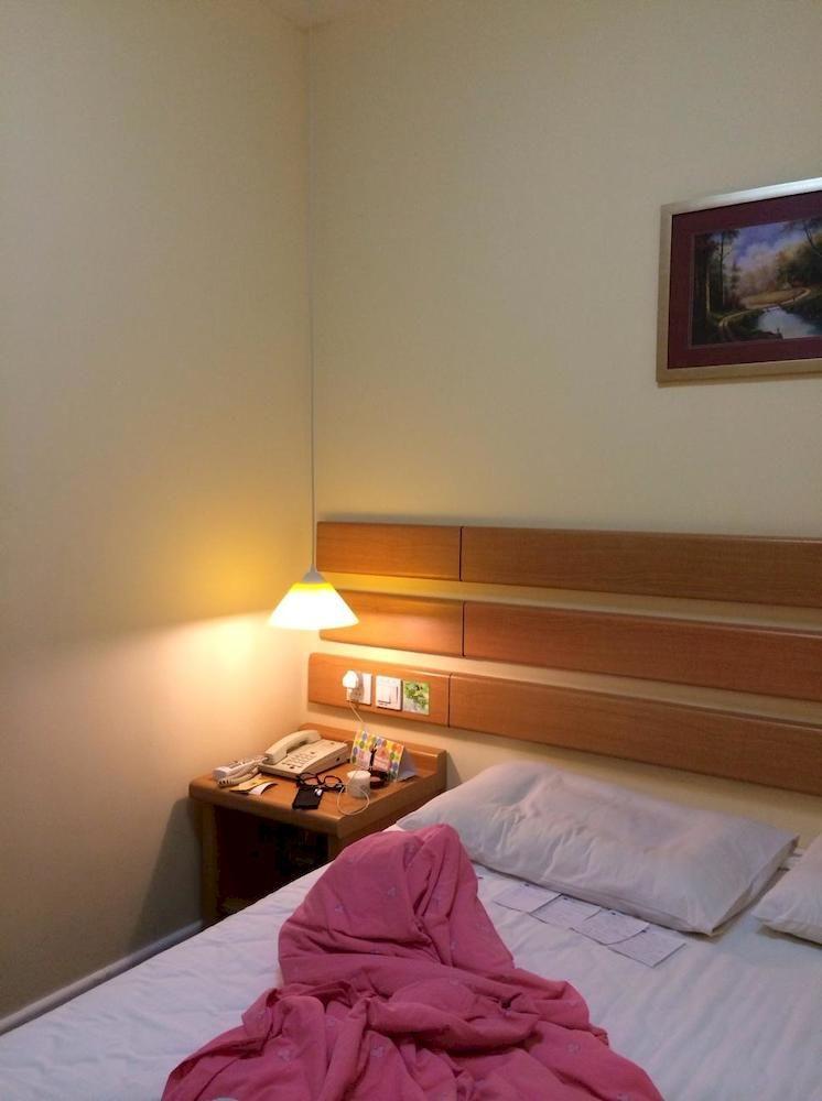 Home Inn Guangzhou Middle Jiefang Road Gongyuanqian Metro Station Bagian luar foto