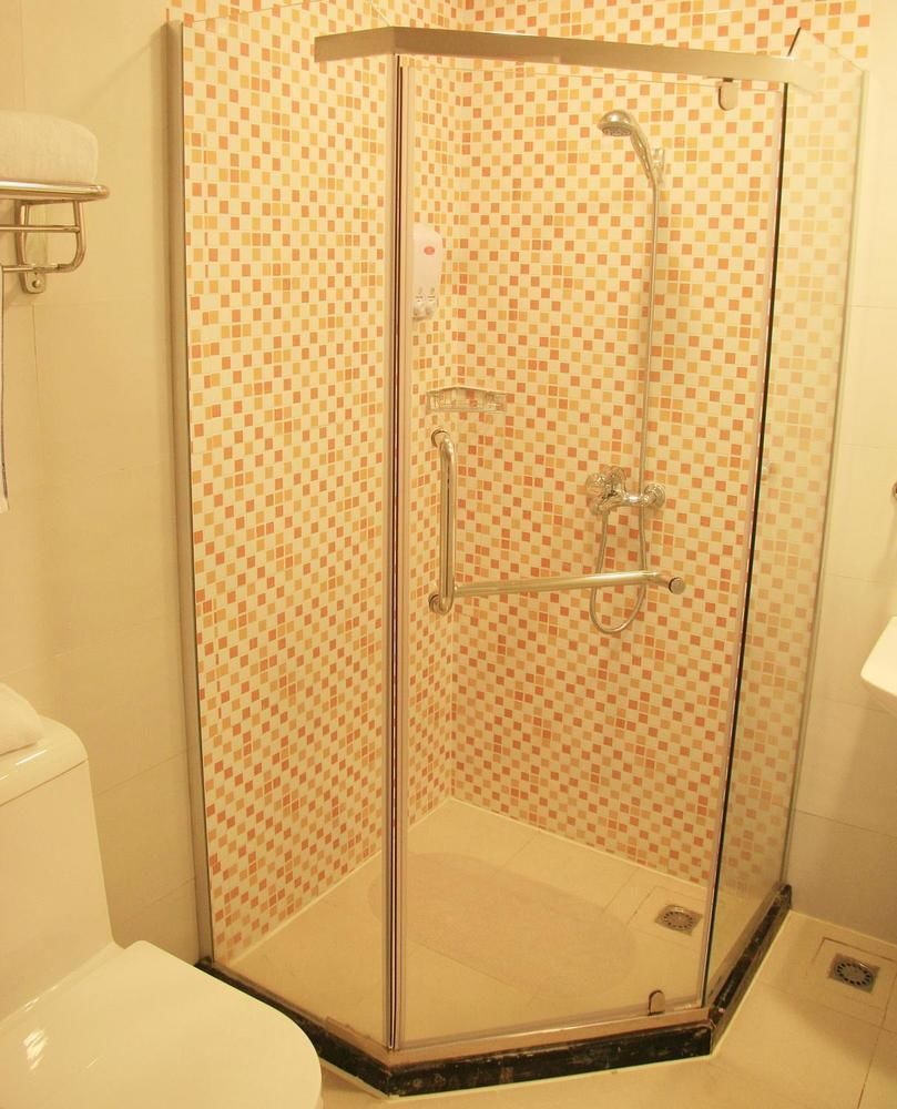 Home Inn Guangzhou Middle Jiefang Road Gongyuanqian Metro Station Bagian luar foto