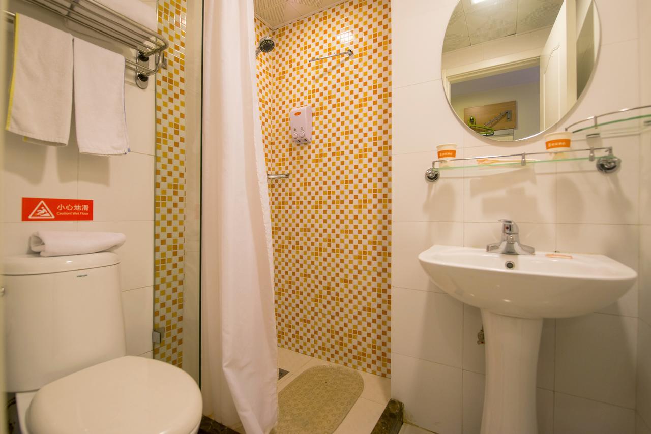 Home Inn Guangzhou Middle Jiefang Road Gongyuanqian Metro Station Bagian luar foto