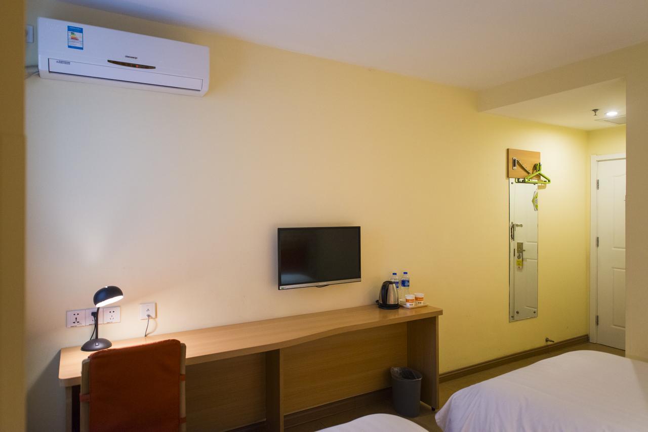 Home Inn Guangzhou Middle Jiefang Road Gongyuanqian Metro Station Bagian luar foto